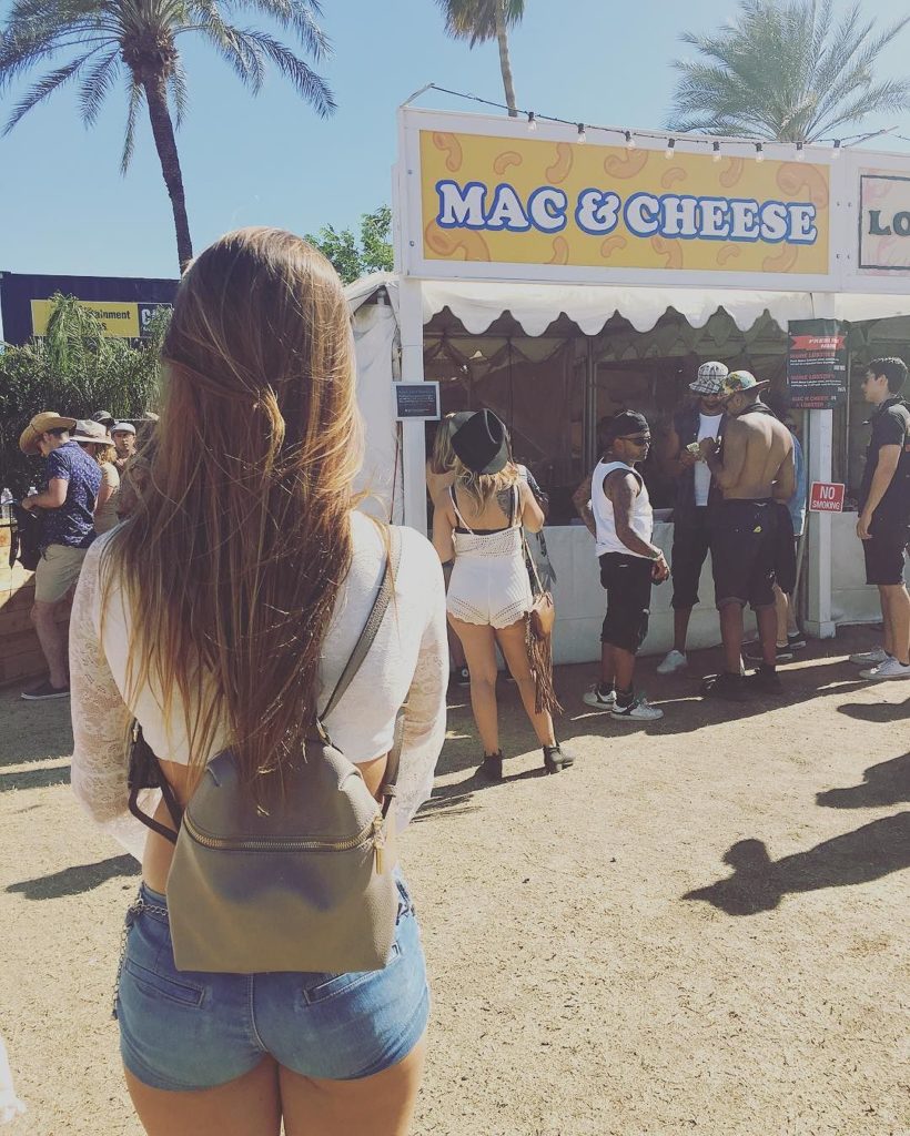 Jessica Hull ass in jorts Coachella